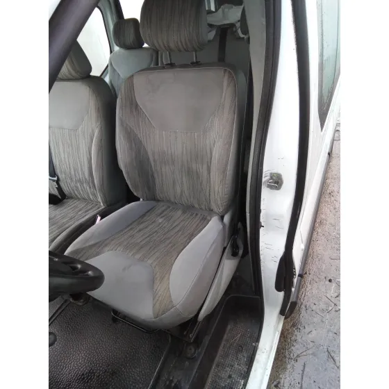 NISSAN PRIMASTAR (X83) '2008 2.5 DCI DIESEL CAT BLANCO