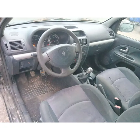 Renault CLIO II (BB_, CB_) 2001