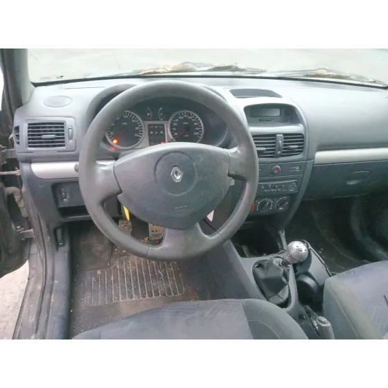 Renault CLIO II (BB_, CB_) 2001