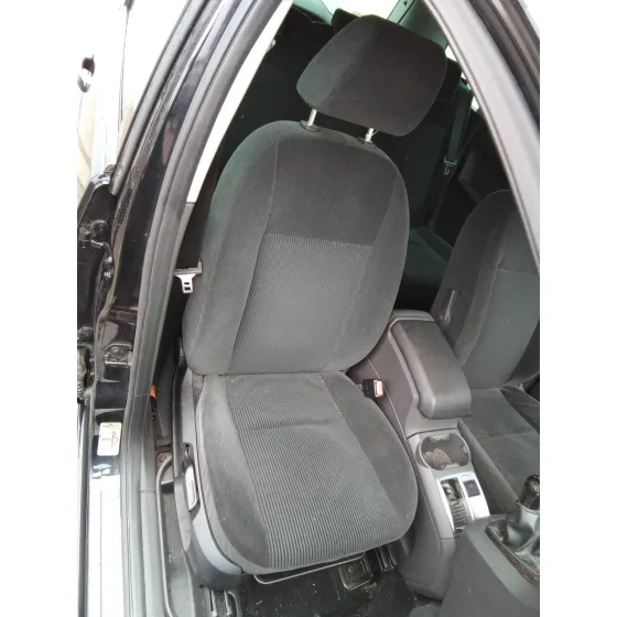 FORD FOCUS C-MAX (CAP) '2005 1.6 TDCI CAT NEGRO