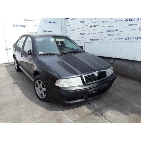 SKODA OCTAVIA BERLINA (1U2) '2001 1.9 TDI NEGRO