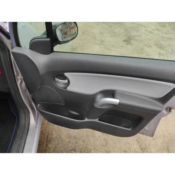 CITROEN C3 '2004 1.4 HDI PLATA