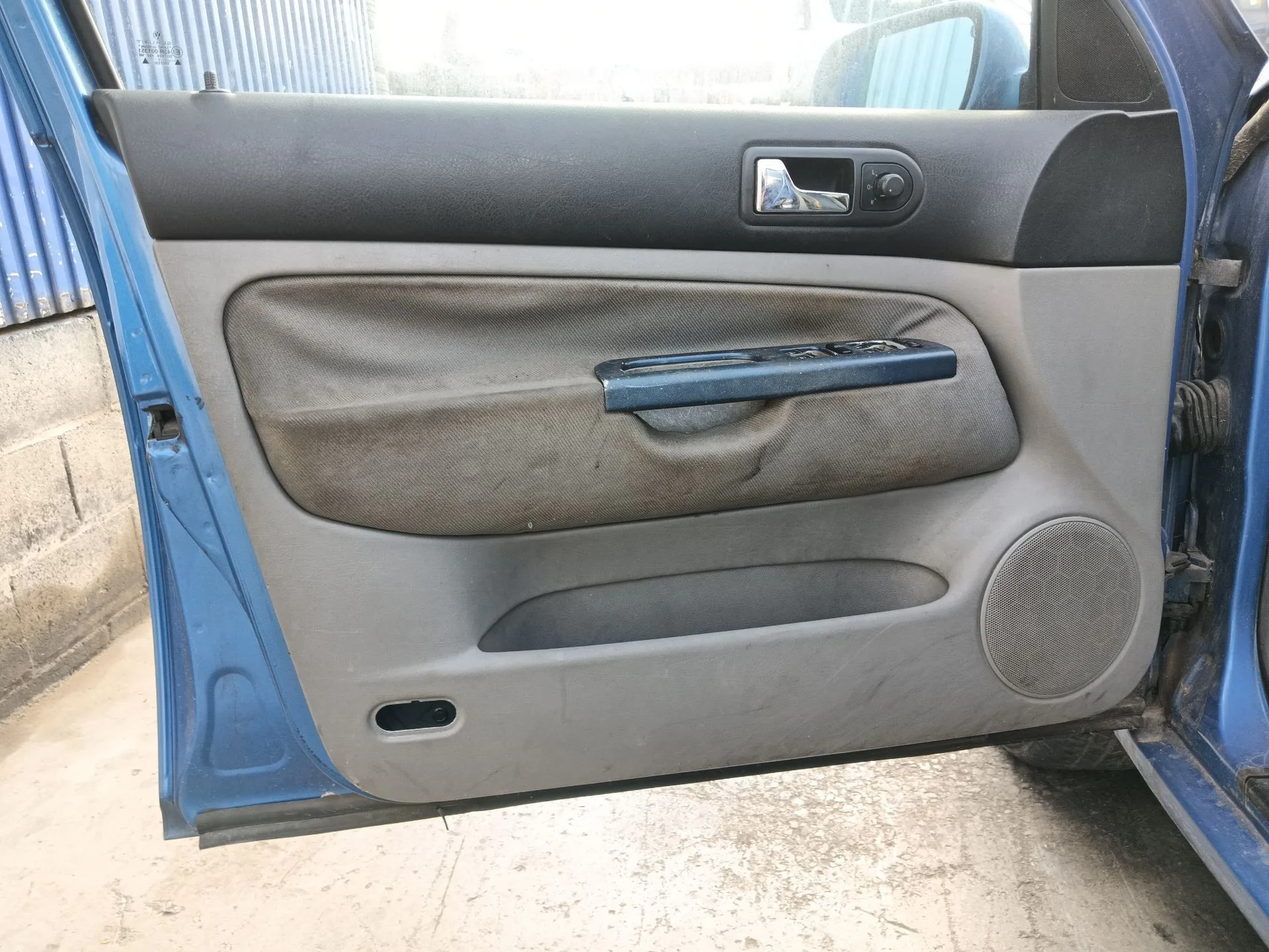 Volkswagen GOLF IV (1J1) 1999