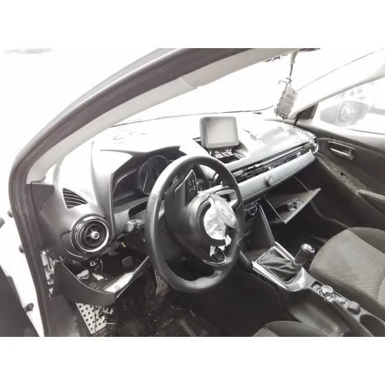 MAZDA 2 LIM. () '2018 * BLANCO