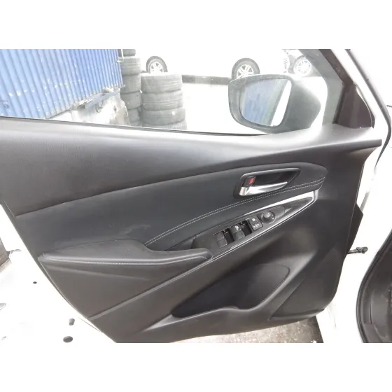 MAZDA 2 LIM. () '2018 * BLANCO