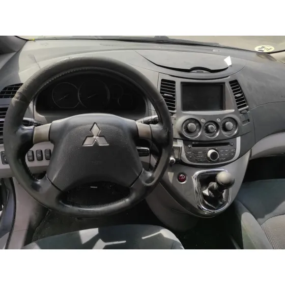 MITSUBISHI GRANDIS (NA0W) '2009 2.0 DI-D CAT GRIS OSCURO