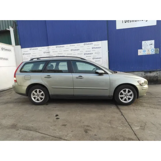 VOLVO V50 FAMILIAR '2005 * VERDE CLARO