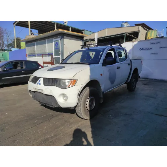 MITSUBISHI L 200 (KA0/KB0) '2007 * BLANCA ROTULADA