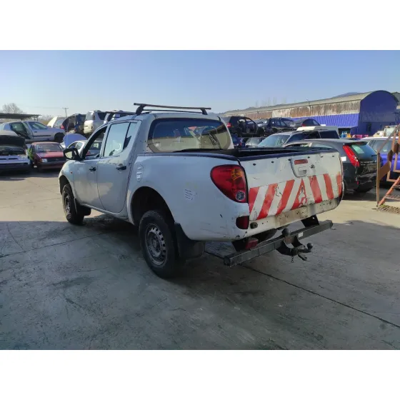 MITSUBISHI L 200 (KA0/KB0) '2007 * BLANCA ROTULADA