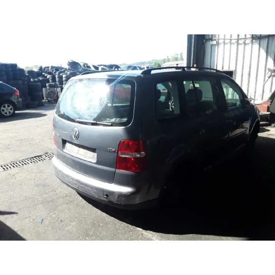 VOLKSWAGEN TOURAN (1T1) '2004 1.9 TDI GRIS