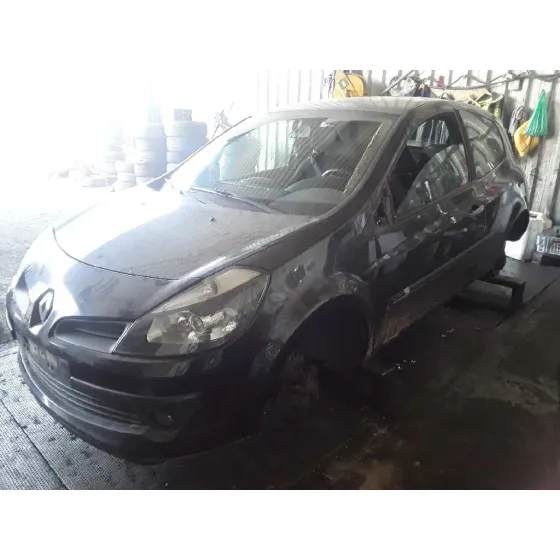 RENAULT CLIO III '2005 1.5 DCI DIESEL NEGRO