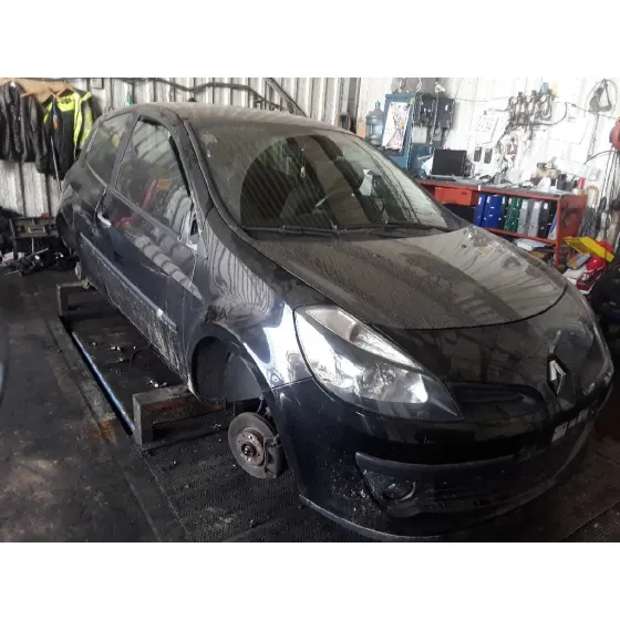 RENAULT CLIO III '2005 1.5 DCI DIESEL NEGRO