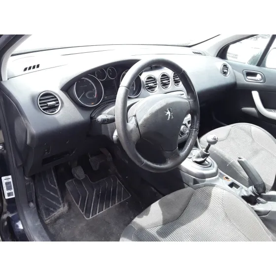 PEUGEOT 308 '2008 120 CV / 88 KW NEGRO