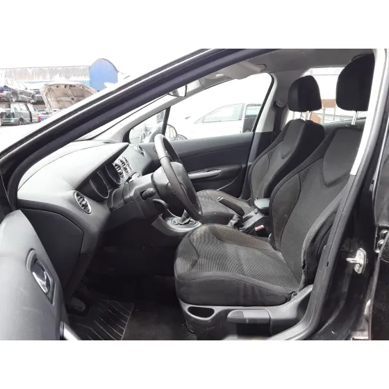 PEUGEOT 308 '2008 120 CV / 88 KW NEGRO