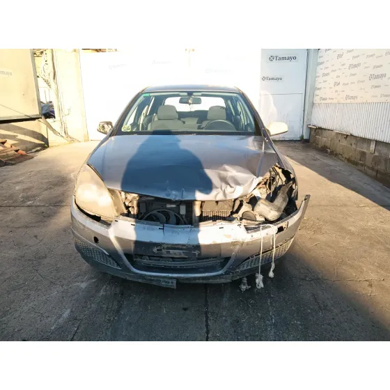 Opel ASTRA H (A04) 2004