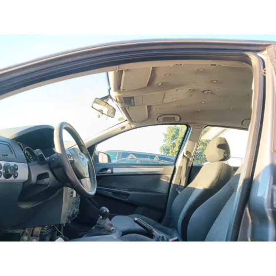 Opel ASTRA H (A04) 2004