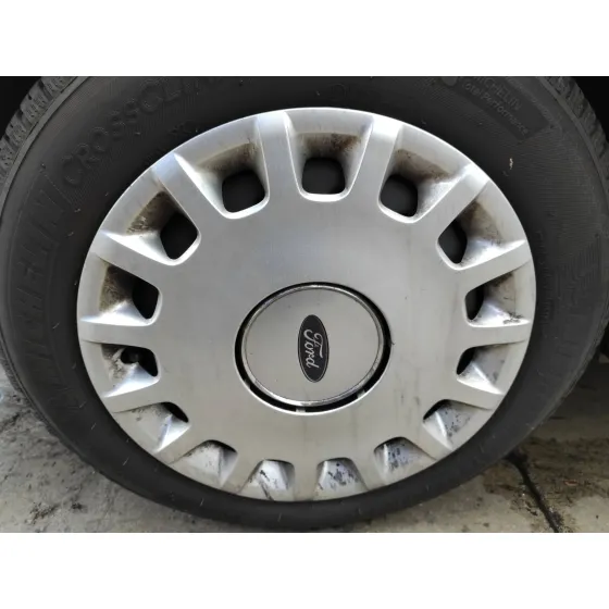 FORD FOCUS BERLINA (CAK) '2003 1.6 16V CAT PLATA
