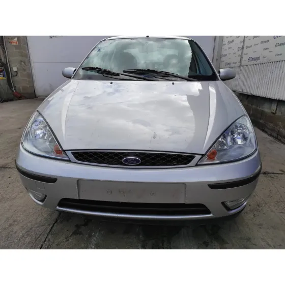 FORD FOCUS BERLINA (CAK) '2003 1.6 16V CAT PLATA