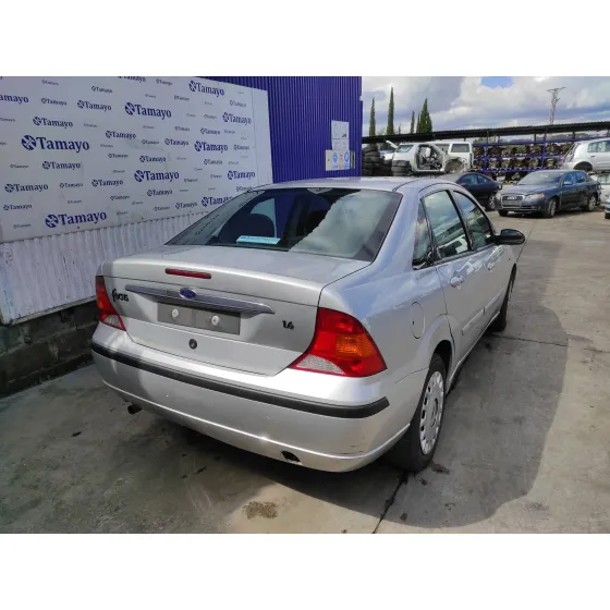 FORD FOCUS BERLINA (CAK) '2003 1.6 16V CAT PLATA