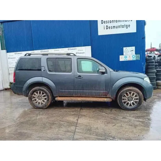 NISSAN PATHFINDER (R51) '2010 * GRIS VERDOSO