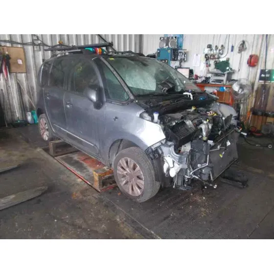 CITROEN C3 PICASSO '2011 1.6 16V HDI GRIS