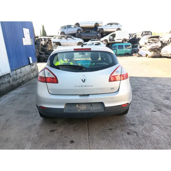 Renault MEGANE III HATCHBACK (BZ0/1_, B3_) 2009