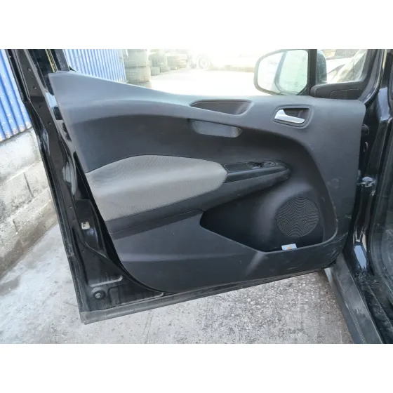 Ford TOURNEO COURIER B460 MONOSPACE 2014