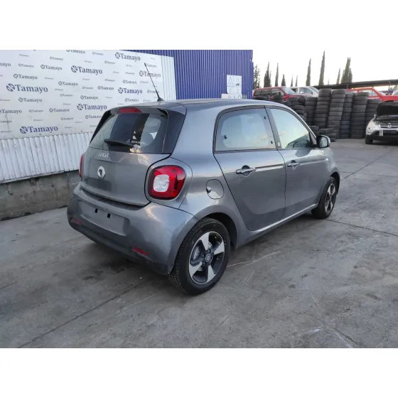 SMART FORFOUR '2022 EQ GRIS OSCURO