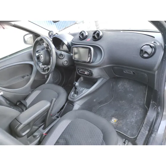 SMART FORFOUR '2022 EQ GRIS OSCURO