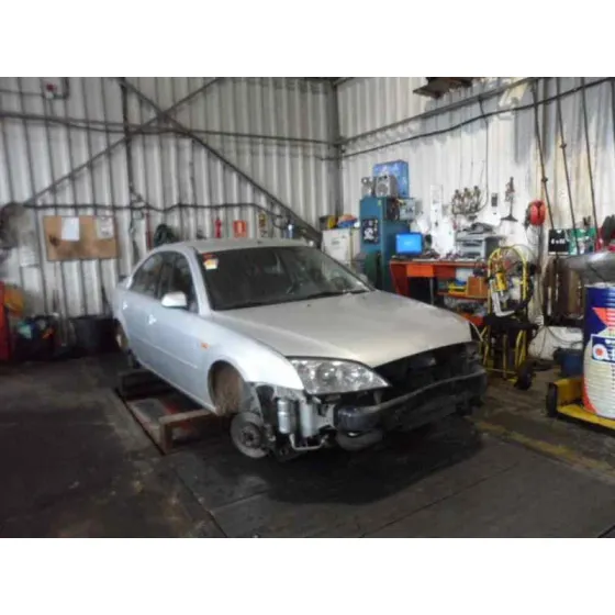 FORD MONDEO BERLINA (GE) '2001 2.0 TDCI TD CAT PLATA