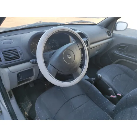 RENAULT CLIO II FASE II (B/CB0) '2003 * PLATA