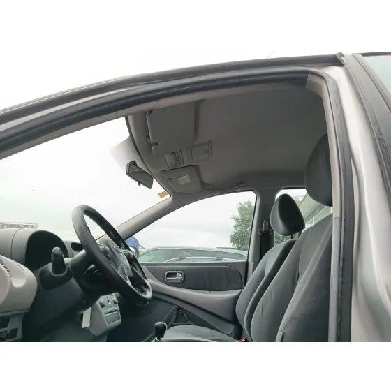 Nissan ALMERA TINO (V10) 2003