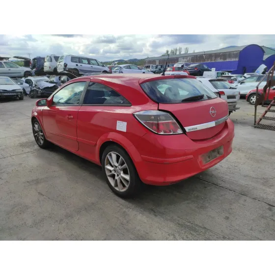 OPEL ASTRA GTC '2005 1.7 16V CDTI ROJO