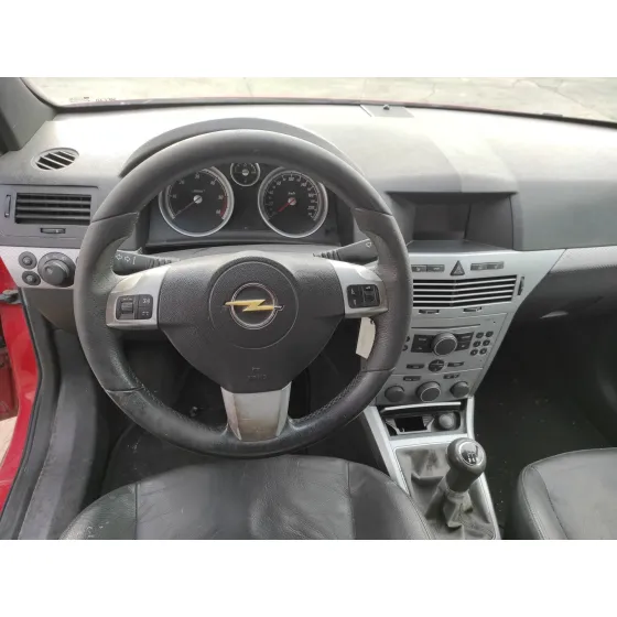 OPEL ASTRA GTC '2005 1.7 16V CDTI ROJO
