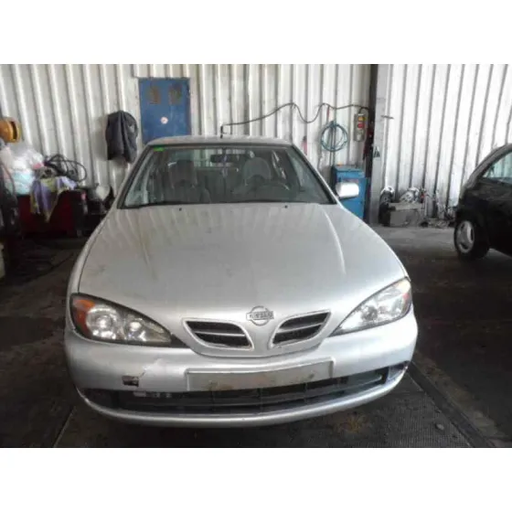 NISSAN PRIMERA BERLINA (P11) '2001 1.6 16V CAT PLATA