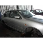 NISSAN PRIMERA BERLINA (P11) NISSAN PRIMERA BERLINA (P11) '2001 1.6 16V CAT PLATA 1999