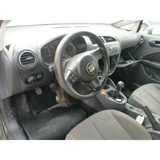 Seat LEON (1P1) 2005