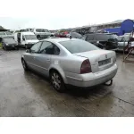 VOLKSWAGEN PASSAT BERLINA (3B3) VOLKSWAGEN PASSAT BERLINA (3B3) '2004 * PLATA 2000