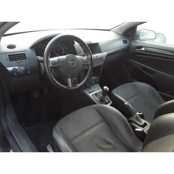 OPEL ASTRA H BERLINA '2006 *