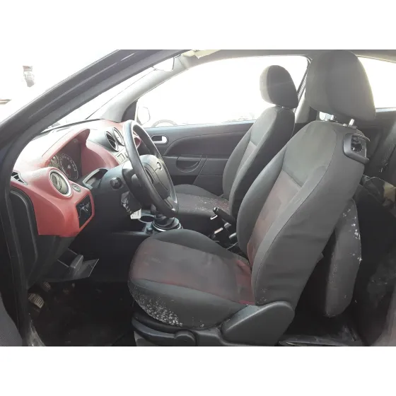 FORD FIESTA (CBK) '2006 * NEGRO