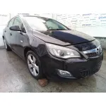 OPEL ASTRA J LIM. OPEL ASTRA J LIM. '2010 1.7 16V CDTI NEGRO 2009