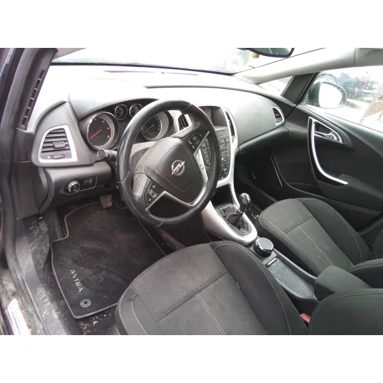 OPEL ASTRA J LIM. '2010 1.7 16V CDTI NEGRO