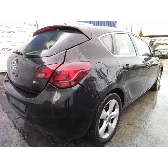 OPEL ASTRA J LIM. '2010 1.7 16V CDTI NEGRO