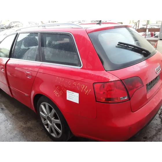 AUDI A4 AVANT (8E) '2007 2.0 TDI ROJO