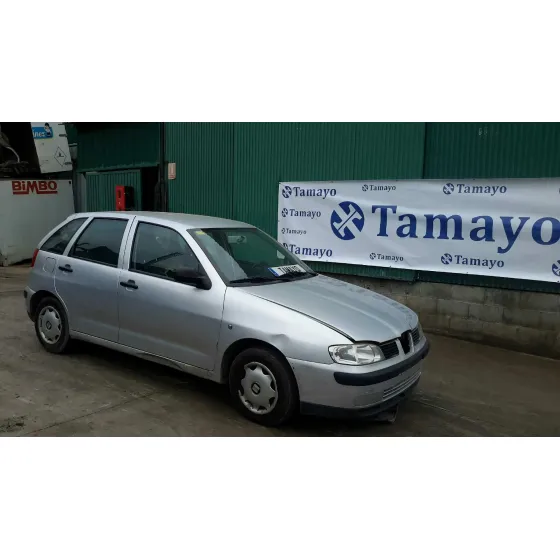 SEAT IBIZA (6K1) '2001 1.4 16V PLATA