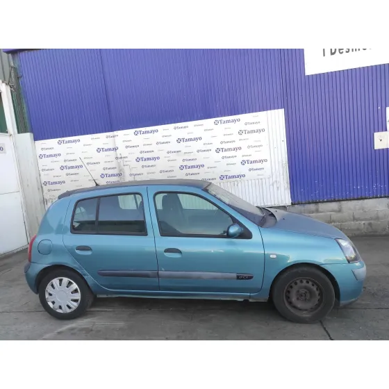RENAULT CLIO II FASE II (B/CB0) '2004 1.5 DCI DIESEL TURQUESA