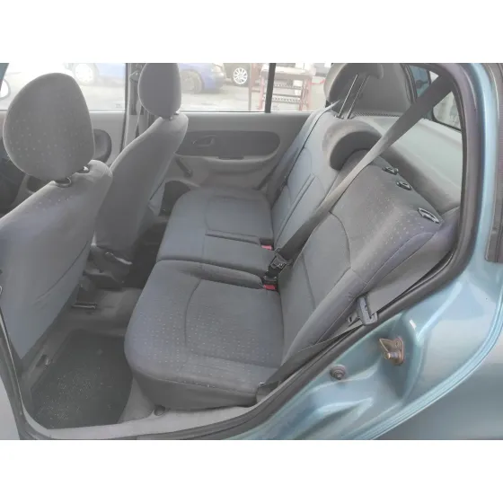 RENAULT CLIO II FASE II (B/CB0) '2004 1.5 DCI DIESEL TURQUESA