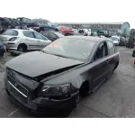VOLVO S40 BERLINA VOLVO S40 BERLINA '2004 2.0 DIESEL CAT GRIS 2003
