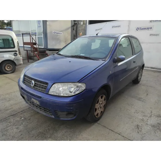 FIAT PUNTO BERLINA (188) '2004 1.2 CAT AZUL