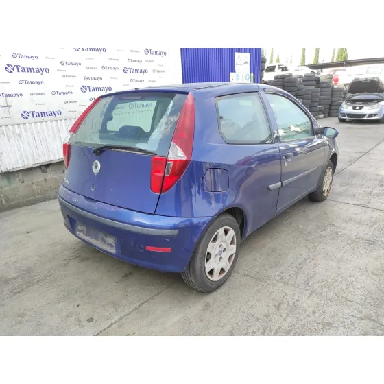 FIAT PUNTO BERLINA (188) '2004 1.2 CAT AZUL